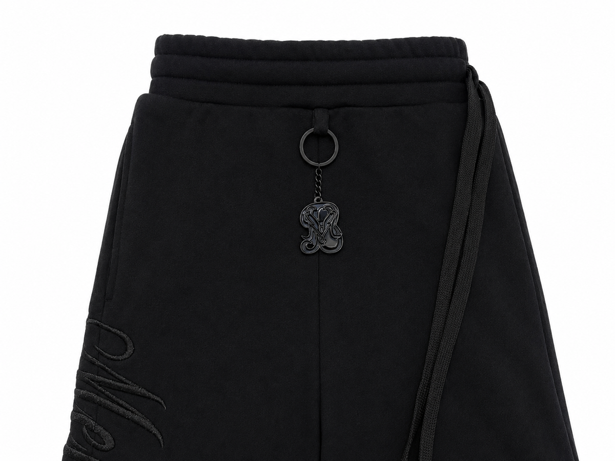 Members Signature Key Chain Black